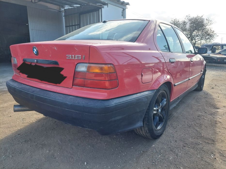 Bmw E36 116i automático todas as peças