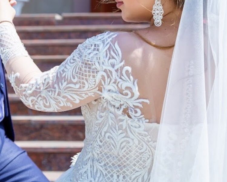 Свадебное платье