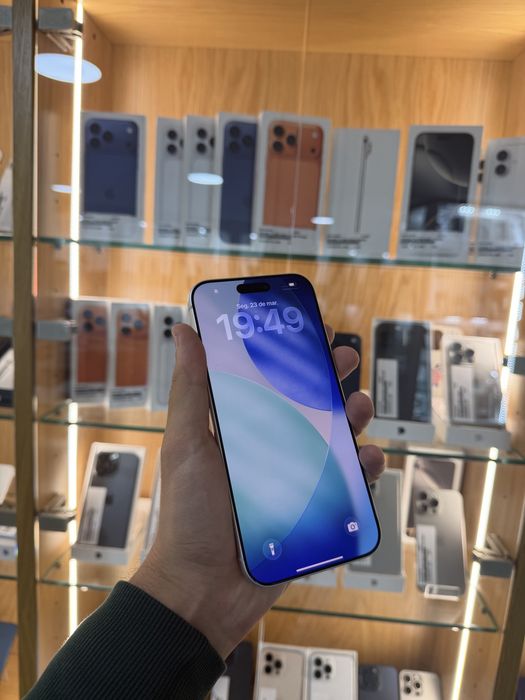 IPHONE 17 PRO MAX COMPLETAMENTE NOVO