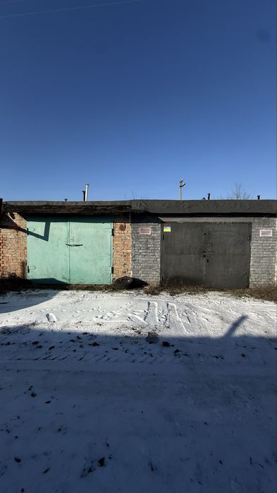 2 гаражі поруч, з сигналізацією, ГК Старт13 БАМ, гаражі в Ооександрії