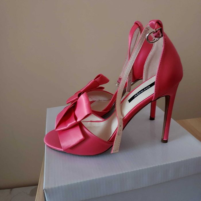 Różowe buty Orsay, rozmiar 38
