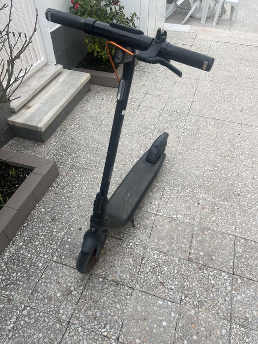 Trotenet com bom estado com carregado