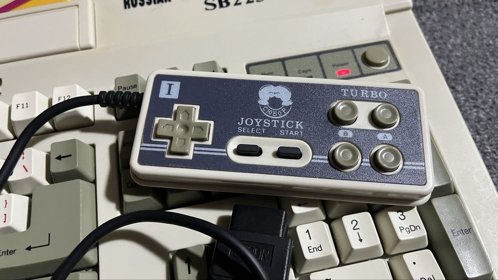 Приставка Subor SB225-B