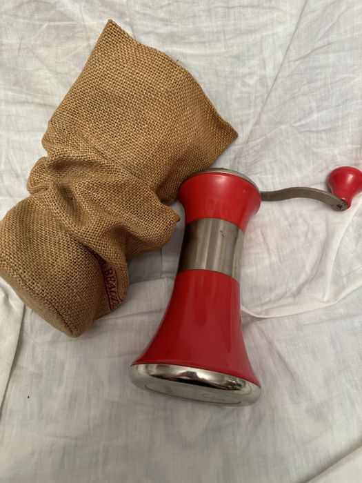 Кавомолка/ пристрій для подрібнення спецій/ маку/ кави часів СРСР