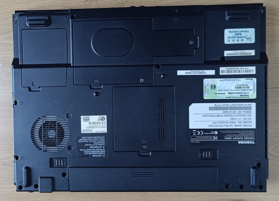 Computador Toshiba SATELLITE M70-320