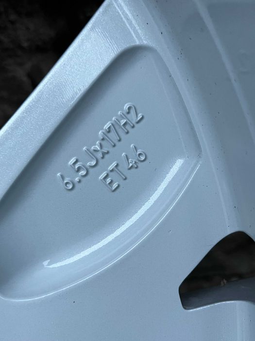 Koła Alufelgi 17" Vw Golf 8 5x112 Et 46 zima 205/50/17 stan igła