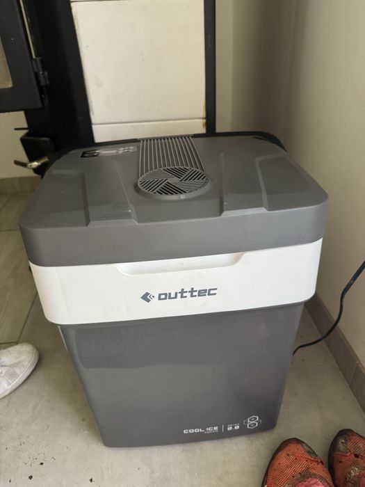 Lodówka turystyczna elektryczna 32L Outtec