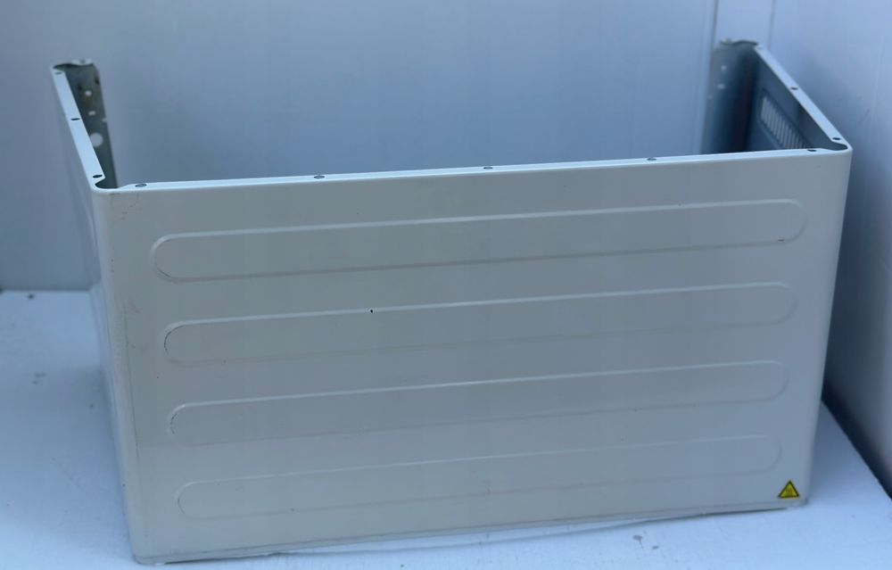 Obudowa boczna/tylna do mini piekarnika Brandt FC350MW