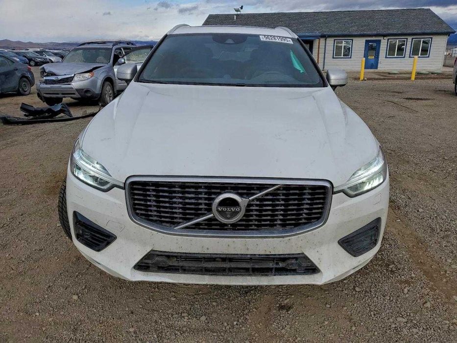 Бампер Volvo XC 60 Розборка Вольво ХС 60 запчастини до Вольво ХС 60