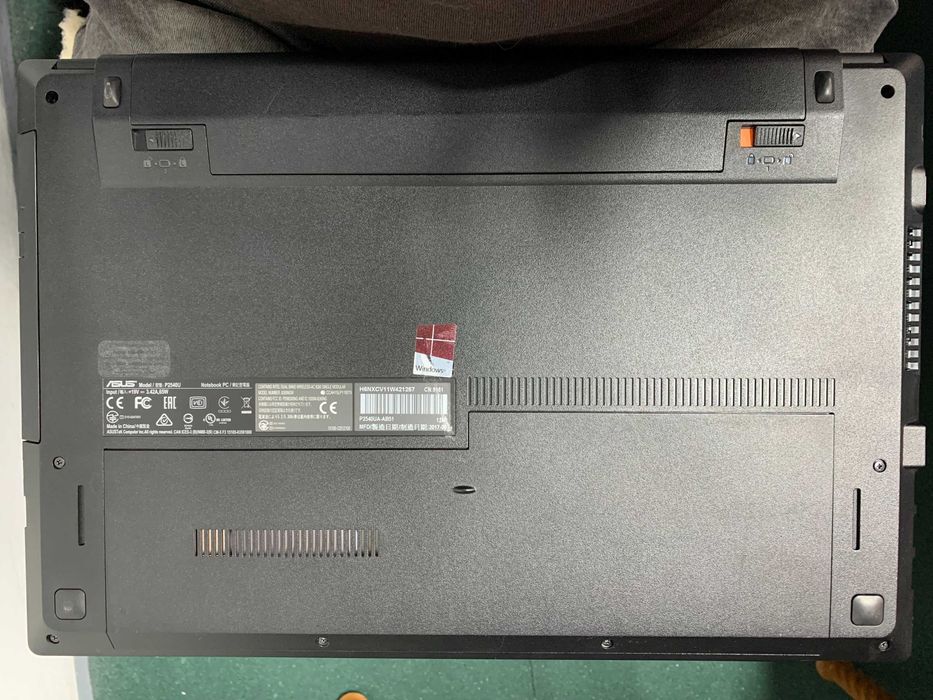 Продам ноутбук Asus P2540U