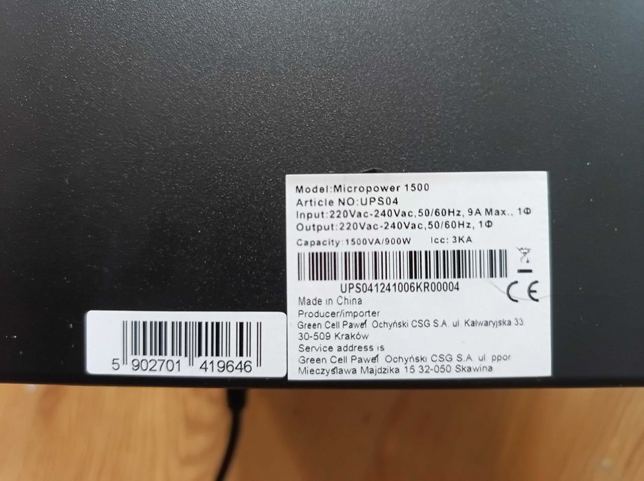 Zasilacz Awaryjny UPS 1500VA 900W
