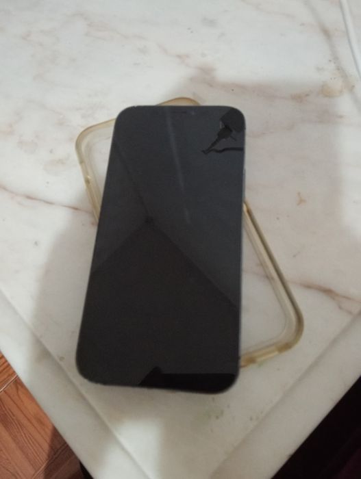 iPhone 12 Pro 128GB — Para peças/reparação