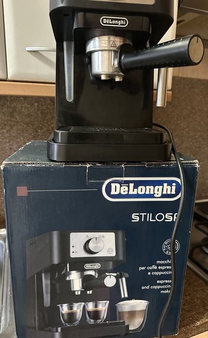 Máquina de Café Manual DeLonghi Stilosa EC260.BK - Preto