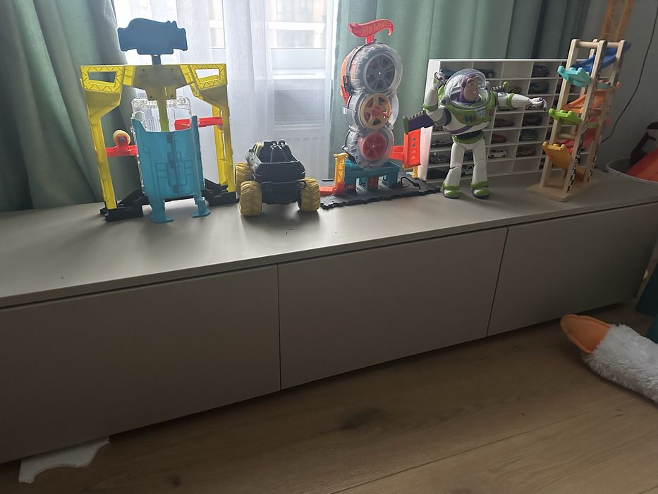 ТВ тумба під телевізор