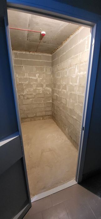 Здається  cкладське приміщення  (кладовка, склад)в Подільському районі