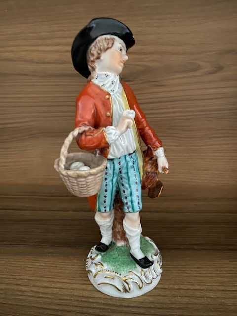 Порцелянові статуетки Volkstedt Німеччина . Фарфоровая статуэтка.