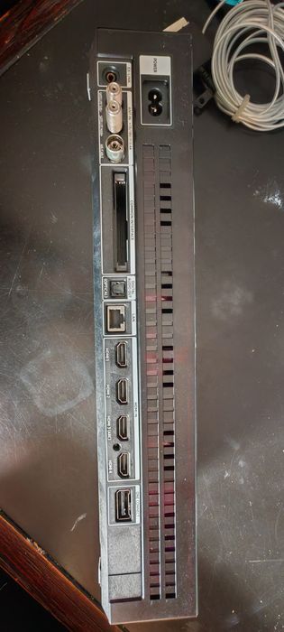 Box One Connect Samsung SOC1004R+ Cabos + Comando (Q90R/ Q85R)
