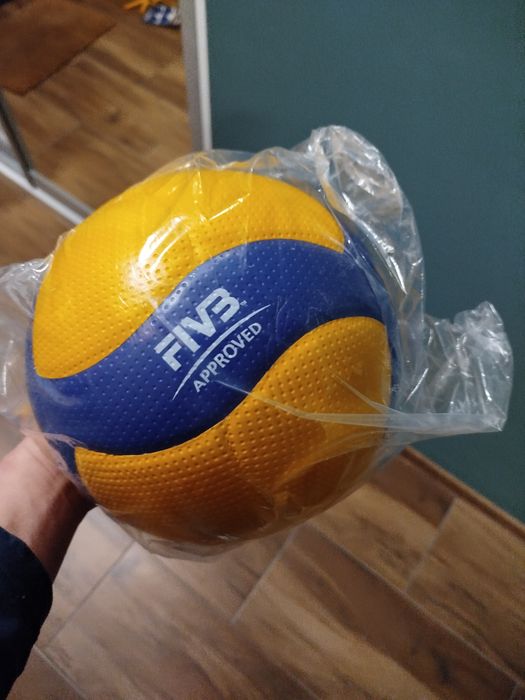 Piłka do siatkówki Mikasa V300W