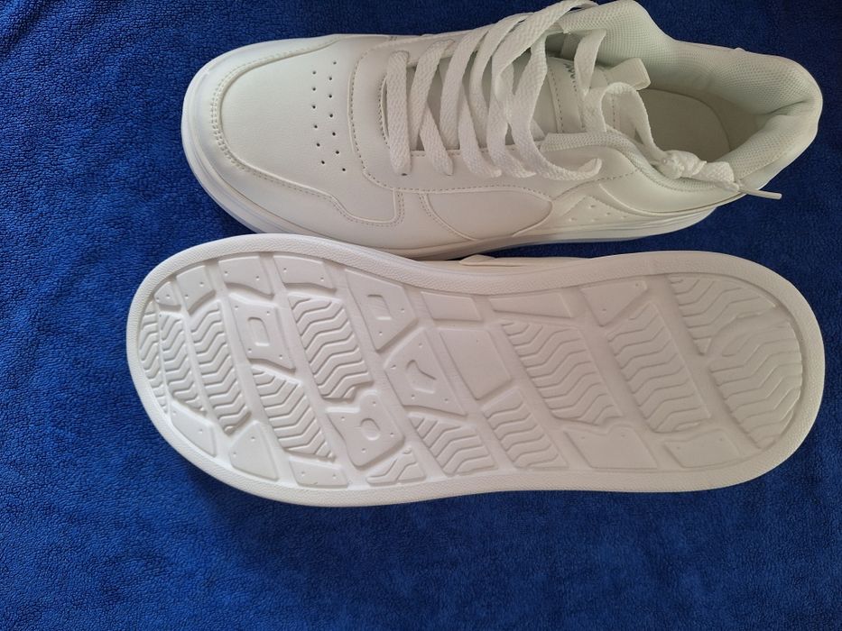 Damskie białe buty sportowe 42,wkładka 26,5 cm
