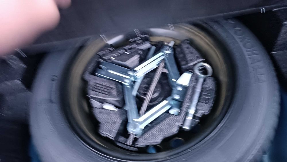 Продаю автомобіль