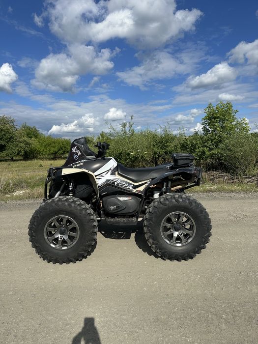 BRP Can-Am Renegade 1000R