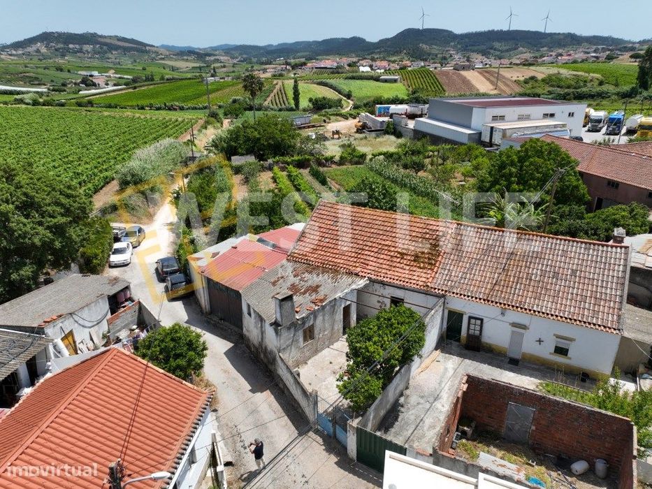 Moradia T2 com Pátio de 52 m² e Anexo Multiusos | Freiria