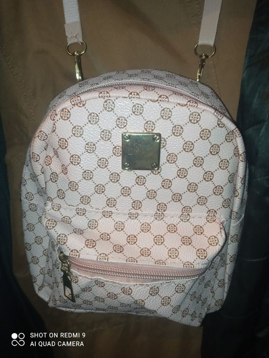 Plecaczek mały, torebka