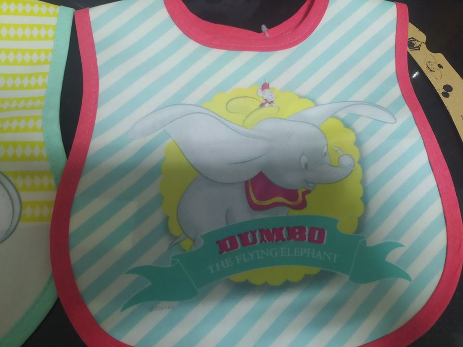 Placa e babete dumbo Disney64751804476033124