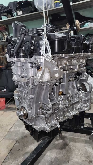 BMW F30 F32 F34 F36 двигун мотор 2.0 2.8i бензин N20 N26 двигатель БМВ ...