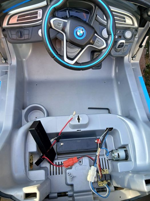Zabawkowy samochód elektryczny  BMW I8