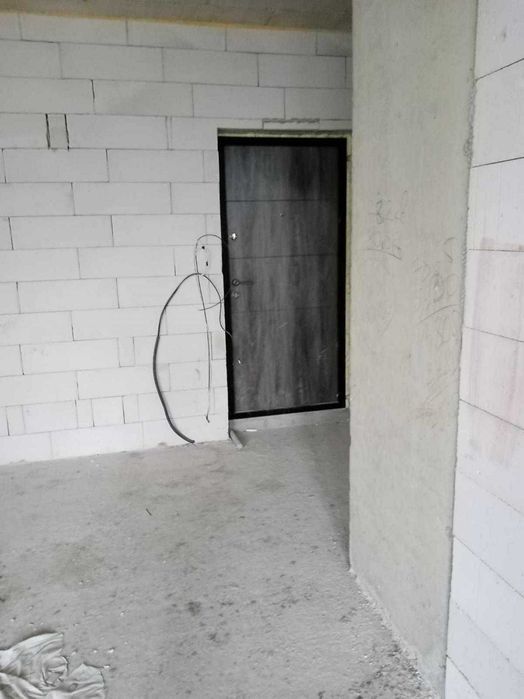 Продам 2 кімн квартиру в зданому будинку