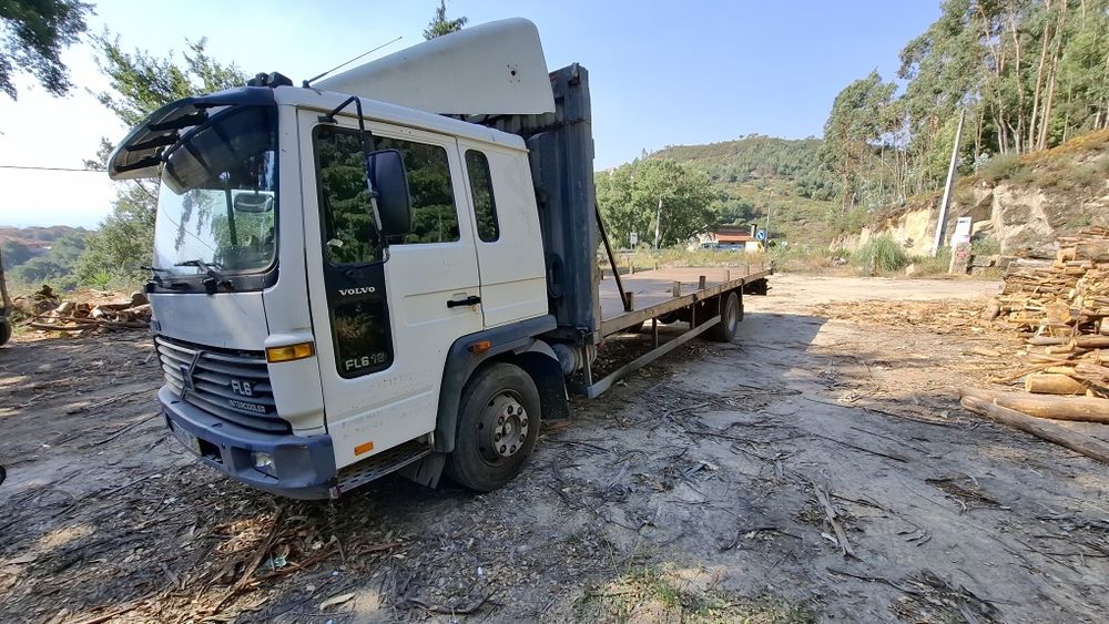 Camião Volvo  FL6 12