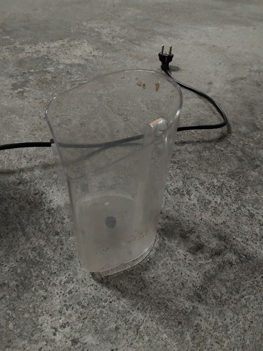 Maquina de café para peças Delta q quick