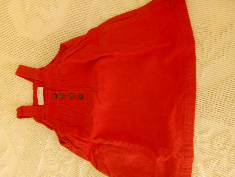 Conjunto de roupa de menina