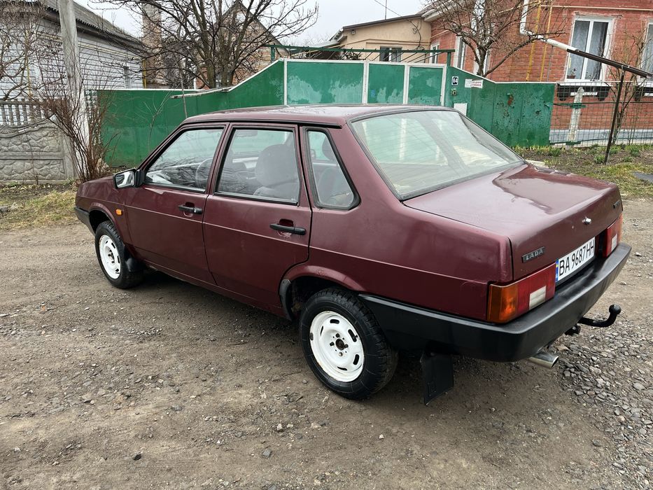 Автомобиль Ваз 21099