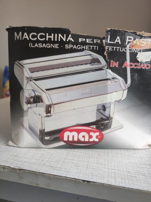 Машинка для розкатки тіста