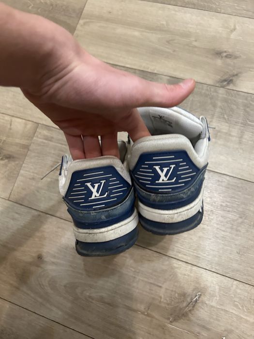 Louis vuitton sneakers