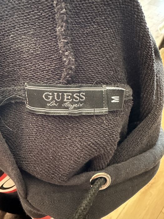 Czarna bluza kangurka z kapturem guess xs s m