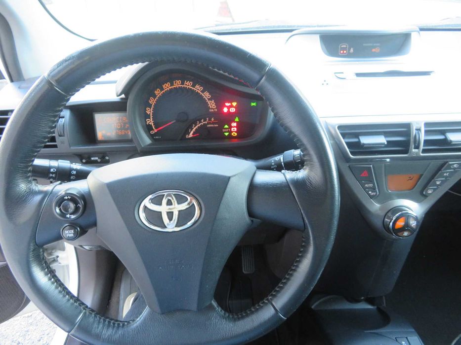TOYOTA IQ 1.4 Diesel A/C Nacional