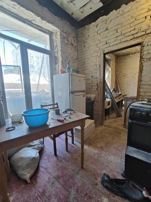 Продам 3 комнатная квартира Залютино. Рынок