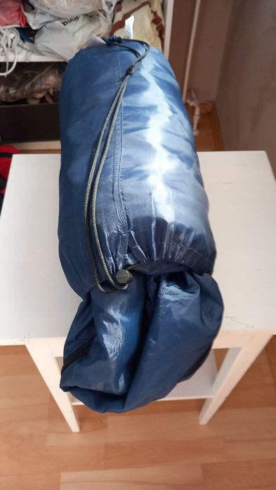 Śpiwór na zamek prostokątny granatowy 75x175 cm