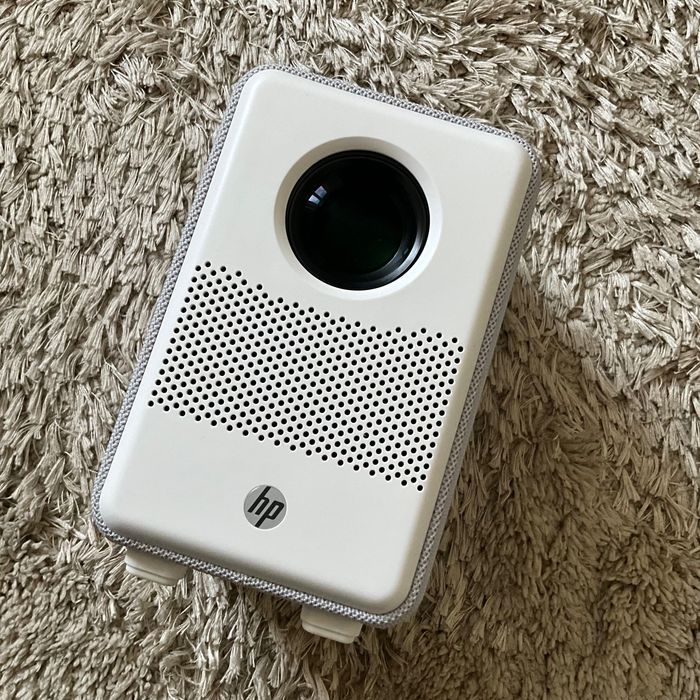 Проектор HP CC200 (1080) HDMI LED FULLHD