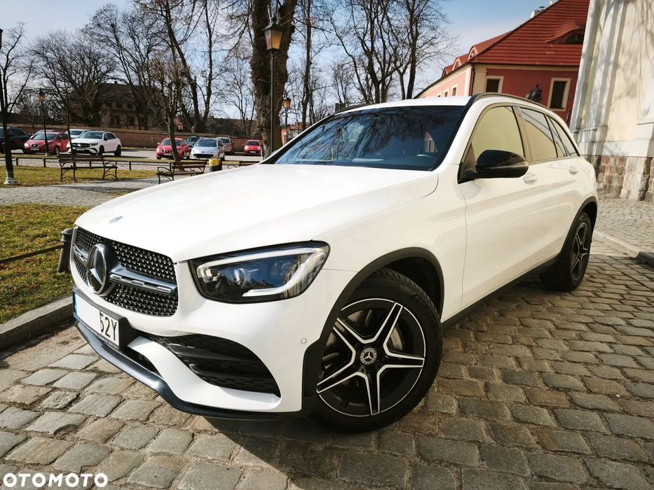 Mercedes-Benz GLC Salon PL Bezwypadkowy 4-Matic Pakiet AMG Model po Liftingu 96.000KM