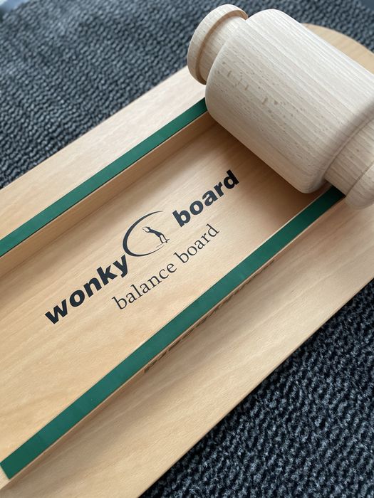 Wonky Board Balance Board – New with Non-Slip Mat