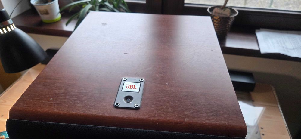 Subwoofer aktywny JBL E150P/230 - gra, ale do naprawy