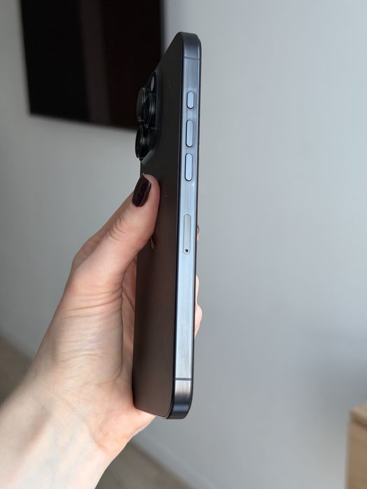 Продам iPhone 16 Pro Max 256GB