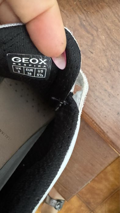 Sapatilhas Geox como novas