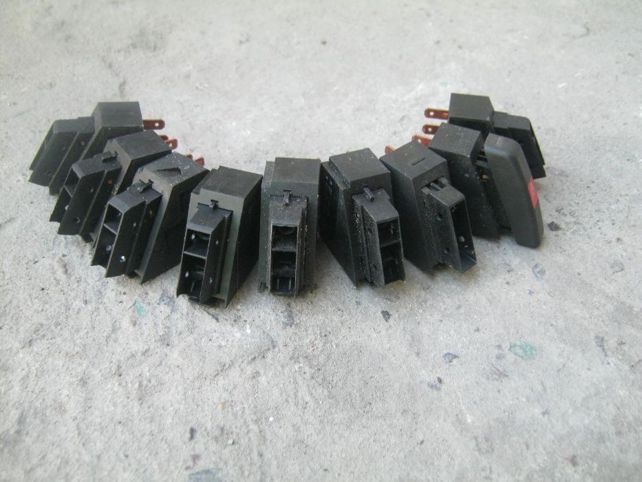 кнопки аварійки Opel Vectra A