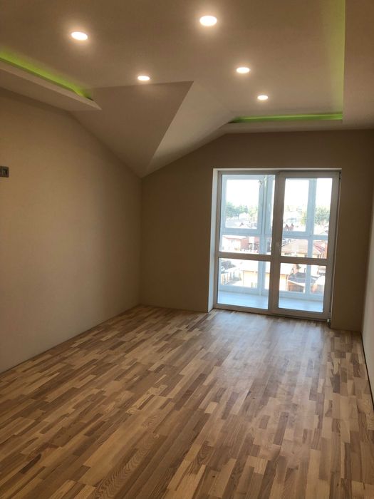 Продам 3-х кімнатну квартиру в ЖК Барський