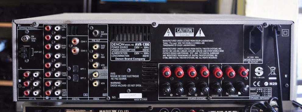Japoński wzmacniacz Denon AVR 1306 amplituner kino domowe